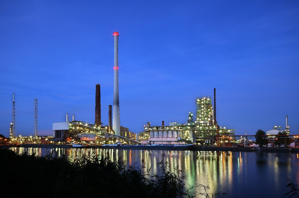 LESER Safety Valves - Nachtaufnahme BP Lingen