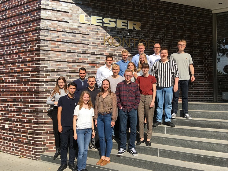 Escadas para estagiários